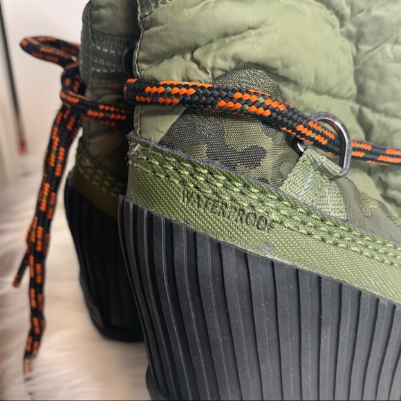 Sorel Kinetic Green Camo Waterproof Boots 6.5 - Picture 5 of 8